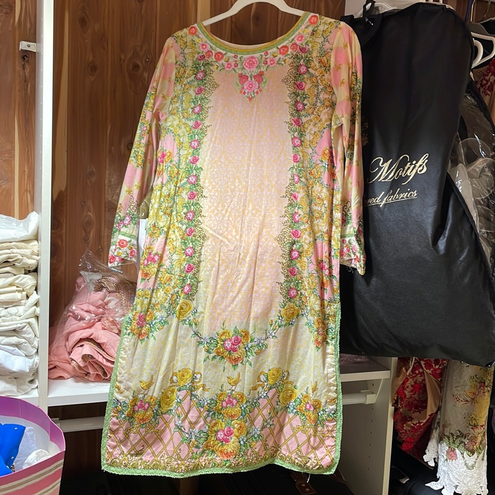 Thread and Motifs